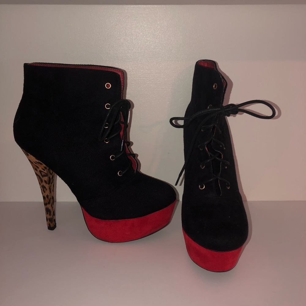 •FHR• Red/Black Cheetah print heels